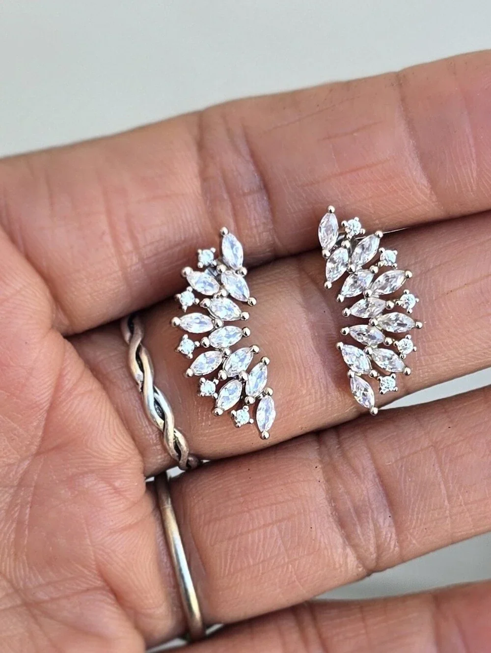 Gorgeous marquise-cut ear climber wings 925 sterling silver earrings